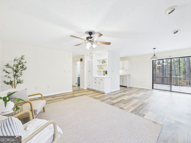 202 Hilltop Circle, Macon, GA 31210