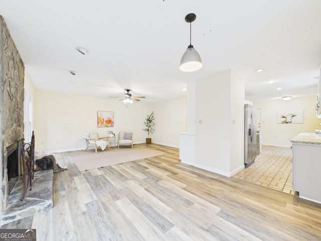 202 Hilltop Circle, Macon, GA 31210