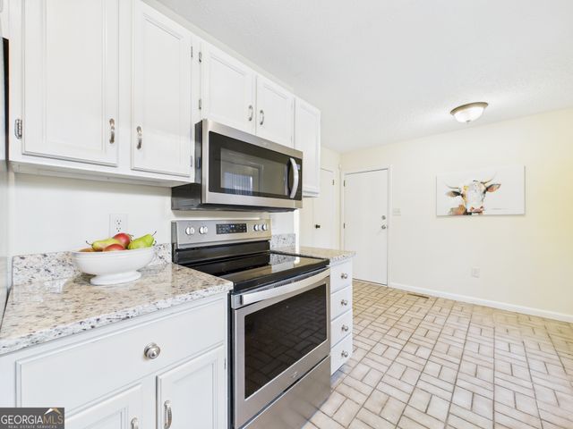 202 Hilltop Circle, Macon, GA 31210