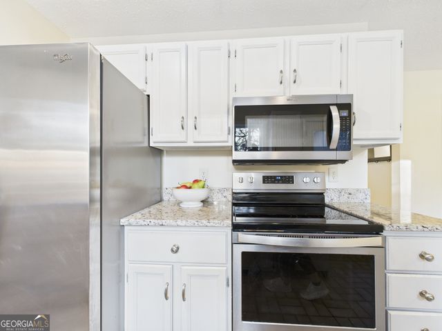 202 Hilltop Circle, Macon, GA 31210