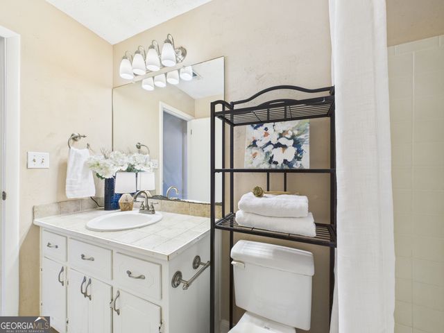 202 Hilltop Circle, Macon, GA 31210