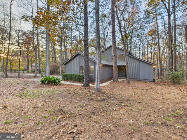 202 Hilltop Circle, Macon, GA 31210