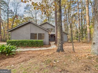 202 Hilltop Circle, Macon, GA 31210