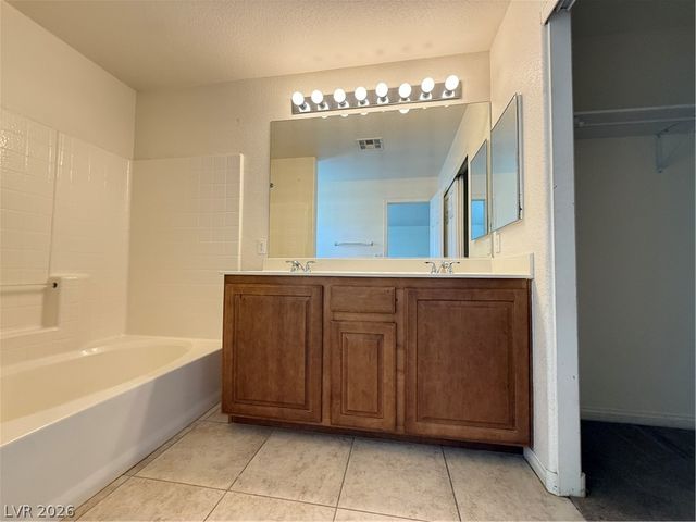6503 Holyrod Park Court, Las Vegas, NV 89122