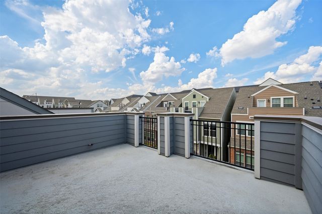 1047 Manacor Lane, Dallas, TX 75212
