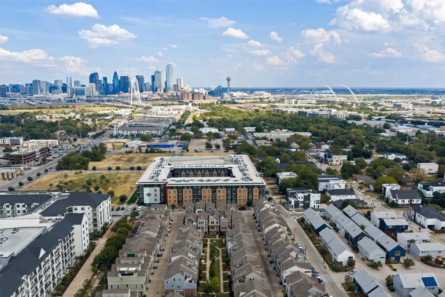 1047 Manacor Lane, Dallas, TX 75212
