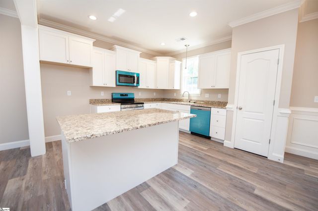 220 Water Mill Road, Cowpens, SC 29330