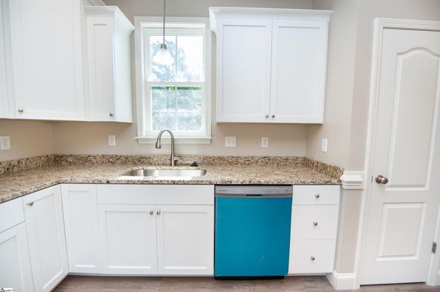 220 Water Mill Road, Cowpens, SC 29330