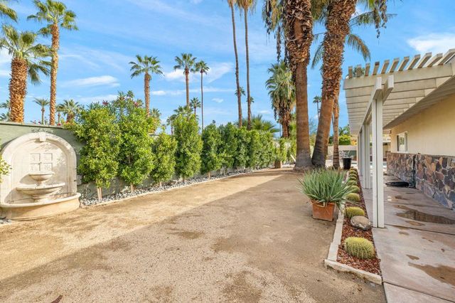 1425 ViA Soledad, Palm Springs, CA 92264