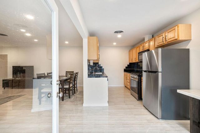 1425 ViA Soledad, Palm Springs, CA 92264