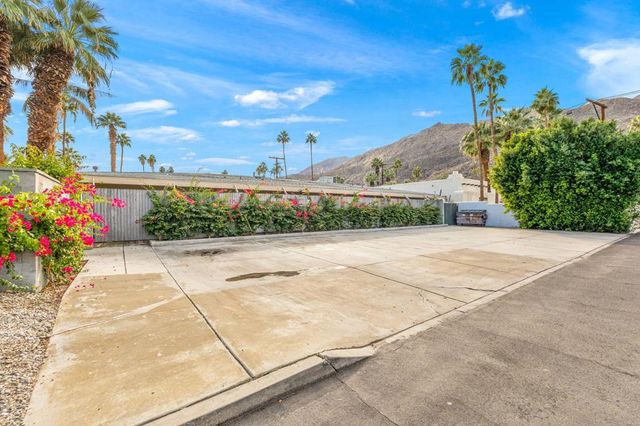 1425 ViA Soledad, Palm Springs, CA 92264