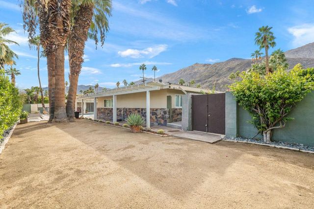 1425 ViA Soledad, Palm Springs, CA 92264
