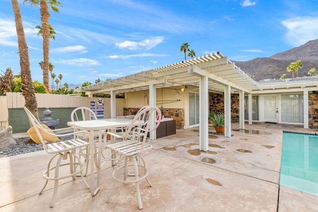1425 ViA Soledad, Palm Springs, CA 92264