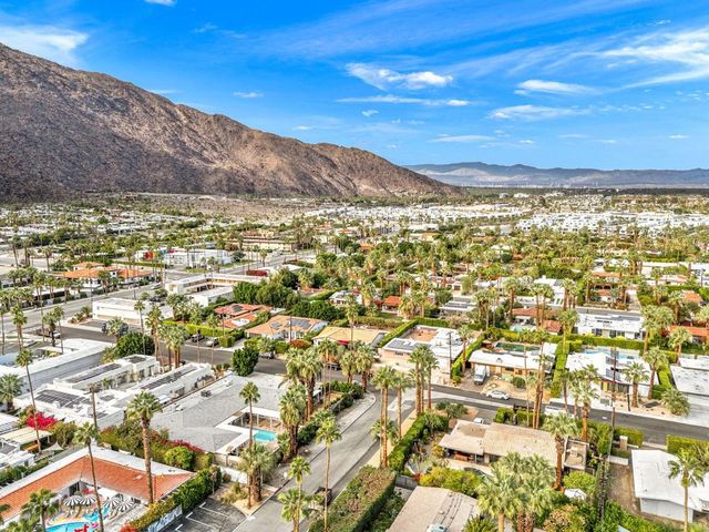 1425 ViA Soledad, Palm Springs, CA 92264