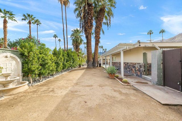 1425 ViA Soledad, Palm Springs, CA 92264