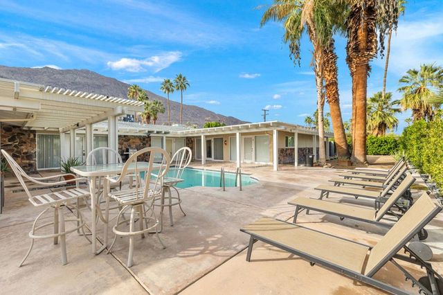 1425 ViA Soledad, Palm Springs, CA 92264