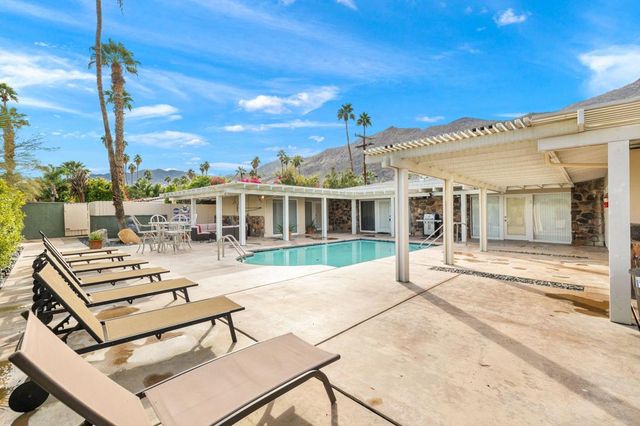 1425 ViA Soledad, Palm Springs, CA 92264