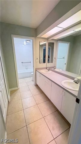 28 Cosmopolitan DR 13, Lehigh Acres, FL 33936