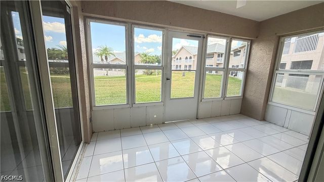 28 Cosmopolitan DR 13, Lehigh Acres, FL 33936