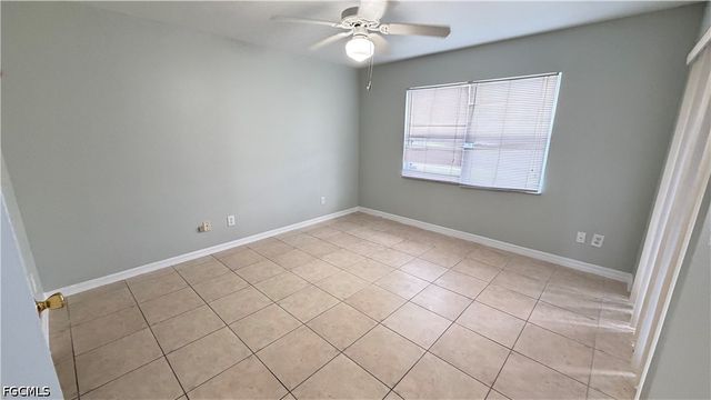 28 Cosmopolitan DR 13, Lehigh Acres, FL 33936