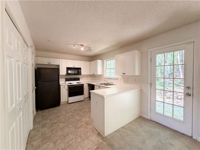 172 Watercress Court, Stockbridge, GA 30281