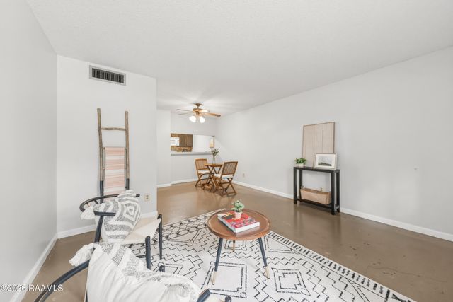 300 Lozes Avenue Apt 1601, Lafayette, LA 70508