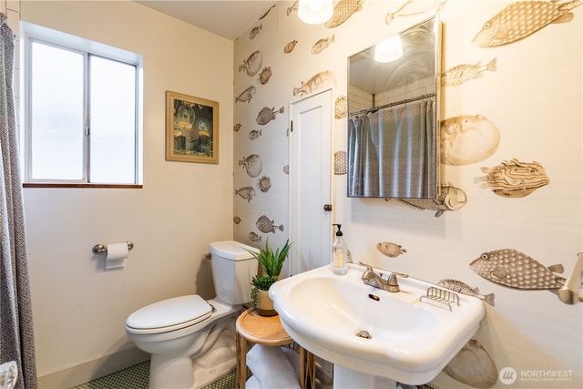 2730 S 14th Street, Tacoma, WA 98405