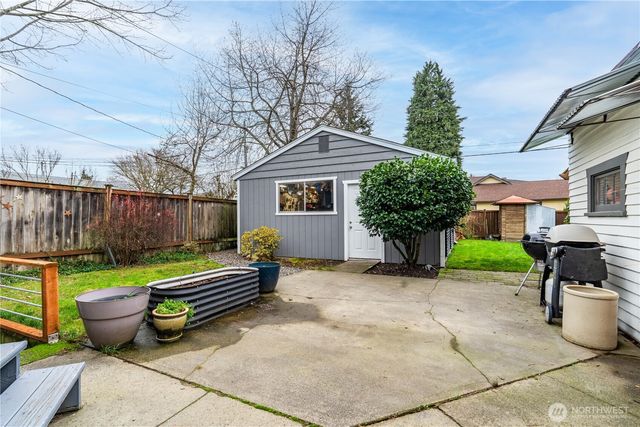 2730 S 14th Street, Tacoma, WA 98405