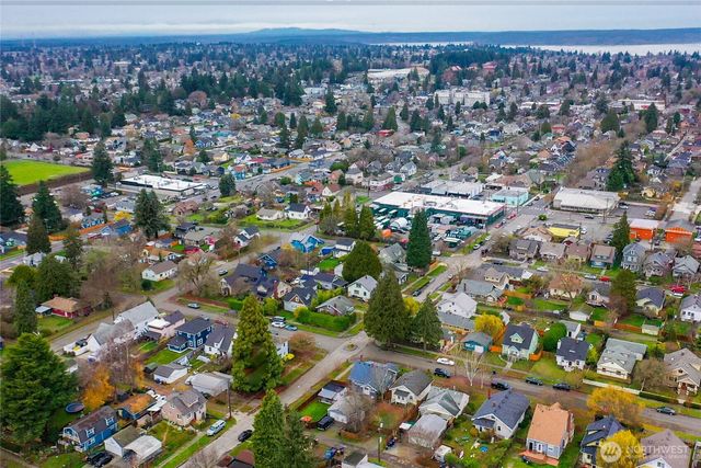 2730 S 14th Street, Tacoma, WA 98405