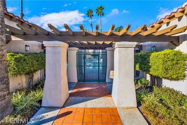 68 Abrigo, Rancho Santa Margarita, CA 92688