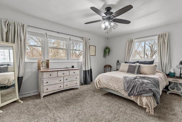 533 N CANTERBURY DRIVE, Appleton, WI 54915