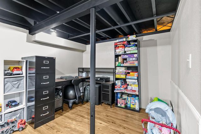 533 N CANTERBURY DRIVE, Appleton, WI 54915