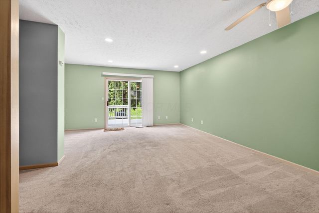 5627 Blendon Place Drive, 79C, Columbus, OH 43230