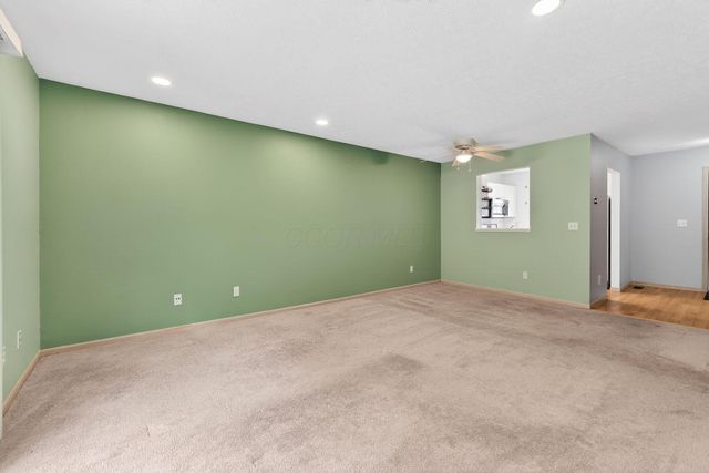 5627 Blendon Place Drive, 79C, Columbus, OH 43230