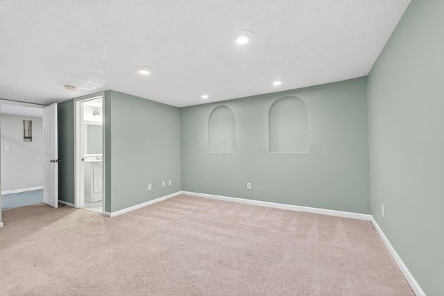 5627 Blendon Place Drive, 79C, Columbus, OH 43230