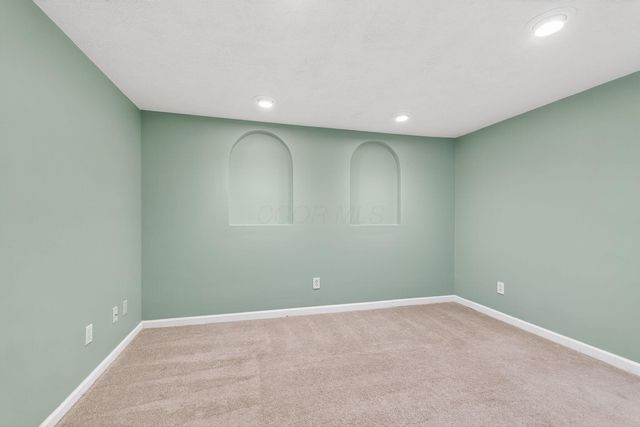 5627 Blendon Place Drive, 79C, Columbus, OH 43230