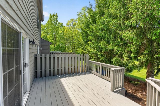 5627 Blendon Place Drive, 79C, Columbus, OH 43230