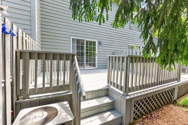 5627 Blendon Place Drive, 79C, Columbus, OH 43230