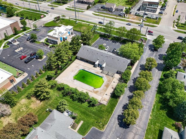 5627 Blendon Place Drive, 79C, Columbus, OH 43230
