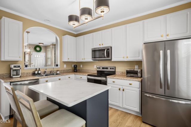 8227 City Loft Court, Raleigh, NC 27613