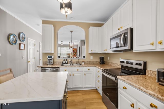 8227 City Loft Court, Raleigh, NC 27613