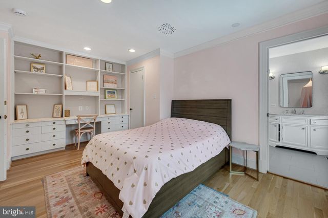 6508 KENHILL RD, Bethesda, MD 20817