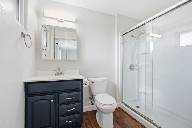 2415 Marion Court, Redding, CA 96001