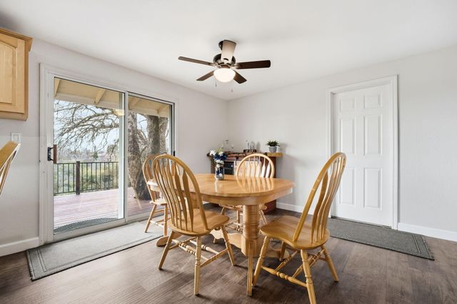 2415 Marion Court, Redding, CA 96001