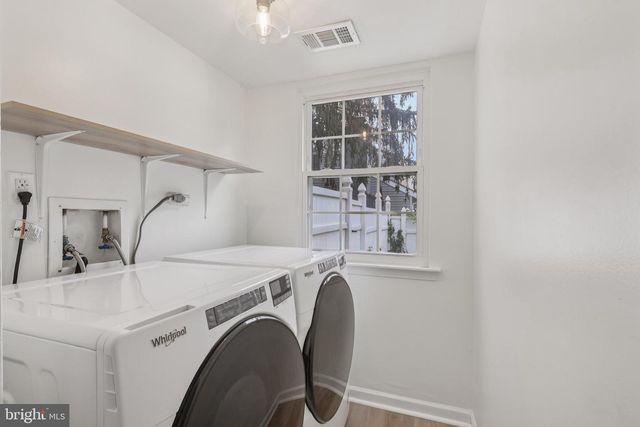 213 HAZEL RIDGE DR, Talleyville, DE 19803