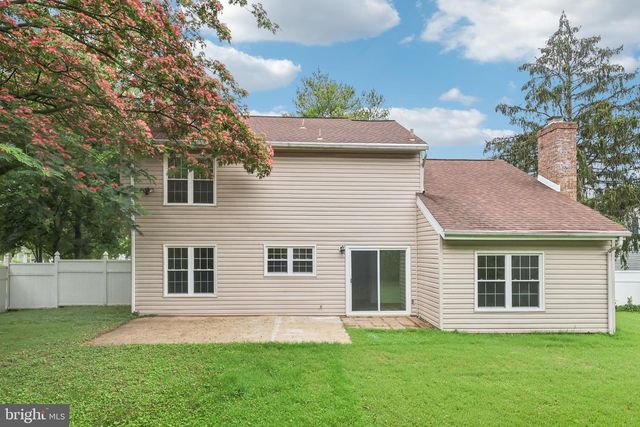 213 HAZEL RIDGE DR, Talleyville, DE 19803