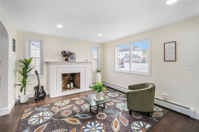 33 Moorland Avenue, Providence, RI 02908