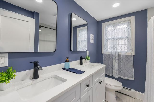 33 Moorland Avenue, Providence, RI 02908