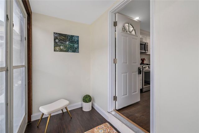 33 Moorland Avenue, Providence, RI 02908