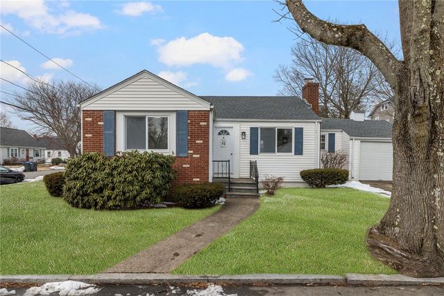 33 Moorland Avenue, Providence, RI 02908